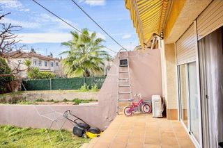 Casa adosada en venta en Domeny - Fontajau - Taialà en Girona