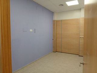 Local comercial en alquiler en Instituts - Universitat en Lleida