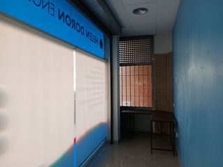 Local comercial en alquiler en Instituts - Universitat en Lleida