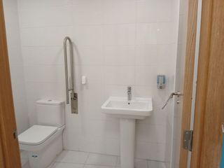 Local comercial en alquiler en Instituts - Universitat en Lleida