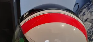 Casco Nzi Talla S Scooter con Raspón