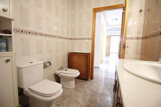 Chalet en venta en Baza