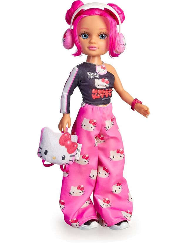 NANCY HELLO KITTY 45cm FASHION Famosa A ESTRENAR