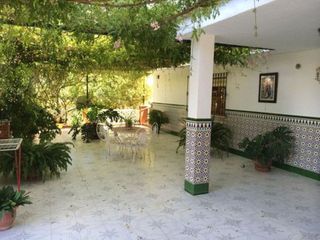 Chalet en venta en Zona Fuentemora en Antequera