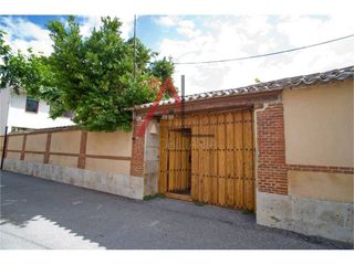 Chalet en venta en Santiuste de San Juan Bautista
