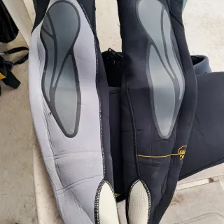 Neopreno Tribord con capucha Talla M