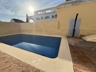Casa adosada en venta en Doctor Palos - Alto Palancia en Sagunto