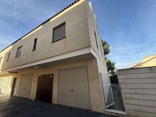 Casa adosada en venta en Doctor Palos - Alto Palancia en Sagunto