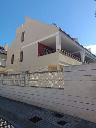 Casa adosada en venta en Doctor Palos - Alto Palancia en Sagunto