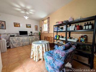 Chalet en venta en Linares