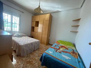 Chalet en venta en Peña de las Águilas en Elche