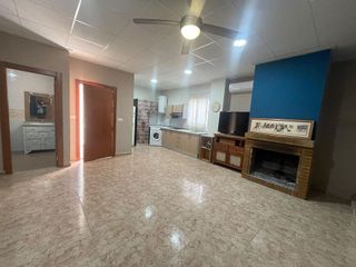 Chalet en venta en Peña de las Águilas en Elche
