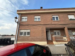 Casa adosada en venta en Algete pueblo en Algete