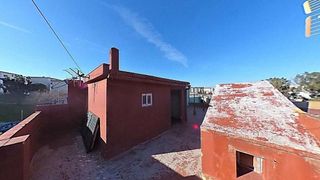 Chalet en venta en La Granja-La Colina-Los Pastores en Algeciras