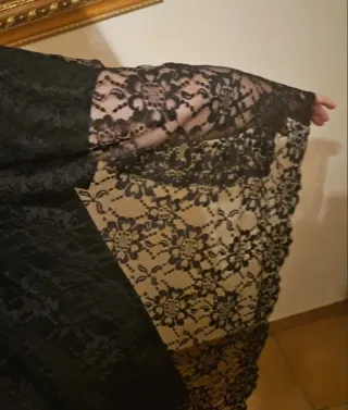 Mantilla Madrina Grande Negra + Broche