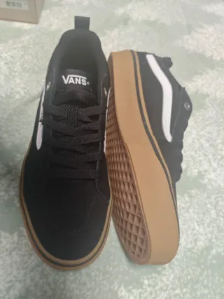 Zapatillas Vans Negras y Marrones