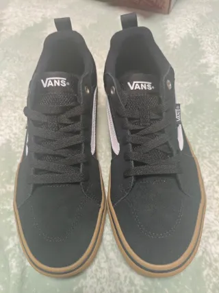 Zapatillas Vans Negras y Marrones