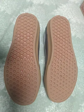 Zapatillas Vans Negras y Marrones