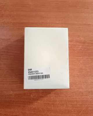 Sensore di prossimità induttivo cilindrico M30