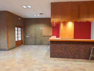 Local comercial en alquiler en Barbastro