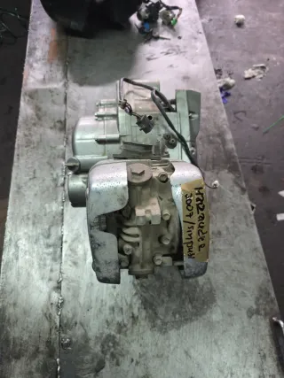 Motor Suzuki Marauder 125 (2010)