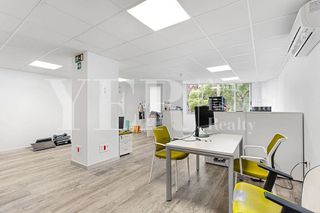 Local comercial en alquiler en Ensanche - Diputación en Alicante