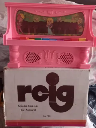 Piano de Juguete Reig Rosa