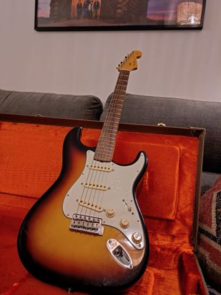 Guitarra Fender Stratocaster American Vintage