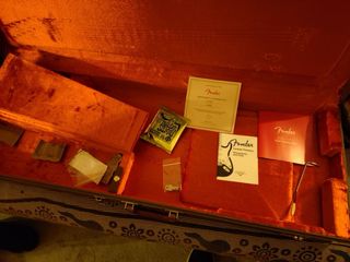 Guitarra Fender Stratocaster American Vintage