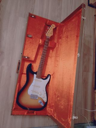 Guitarra Fender Stratocaster American Vintage