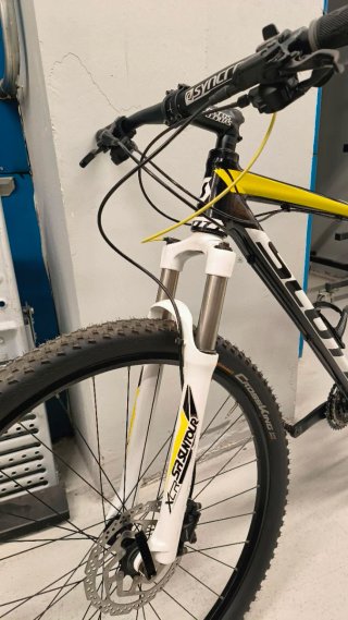 Bicicleta Scott Scale 970