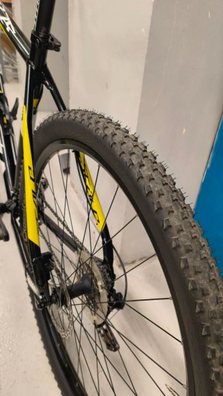 Bicicleta Scott Scale 970