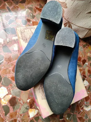 Zapatos tacón ancho azul t.36 Colour Cherie