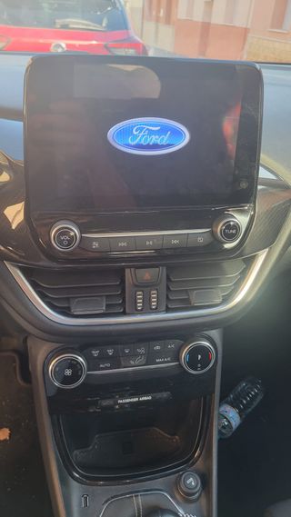 Ford Puma 1.5 EcoBlue Titanium X