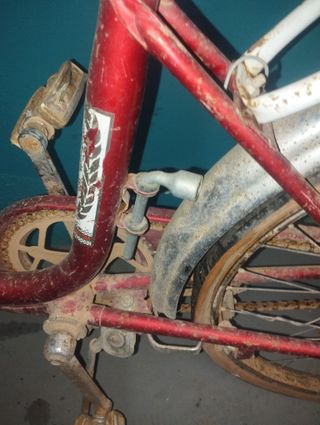 Bicicleta BH Clásica Roja y Blanca