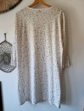 Camisón Apunto floral blanco