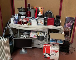 Liquidación Trasteros: Joyas, Muebles