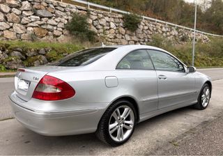 Mercedes-Benz  CLK  220 CDI Avantgarde MANUAL