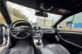 Mercedes-Benz  CLK  220 CDI Avantgarde MANUAL