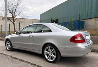 Mercedes-Benz  CLK  220 CDI Avantgarde MANUAL