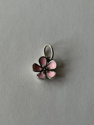 Colgante Flor Rosa y Plata