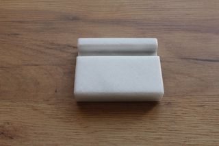 Soporte para móvil de mármol Blanco Macael