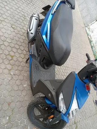 Kymco Agility City Negra Automática