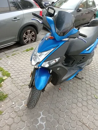 Kymco Agility City Negra Automática