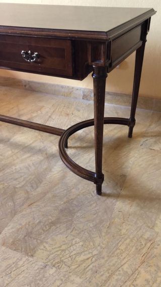 Escritorio de madera estilo ingles