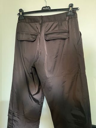 Pantaloni cargo Zara satinati marrone