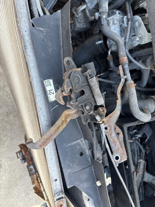 CERRADURA CAPO TOYOTA VERSO (AUR2/ZGR2) 1ADFTV