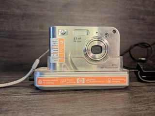 Cámara HP Photosmart R707 5.1 MP Zoom