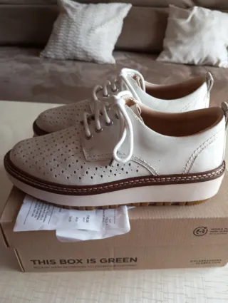Zapatos Clarks Piel Blancos Talla 37.5