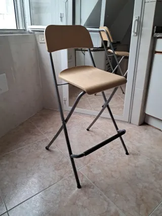 4 Taburetes Altos Madera Natural